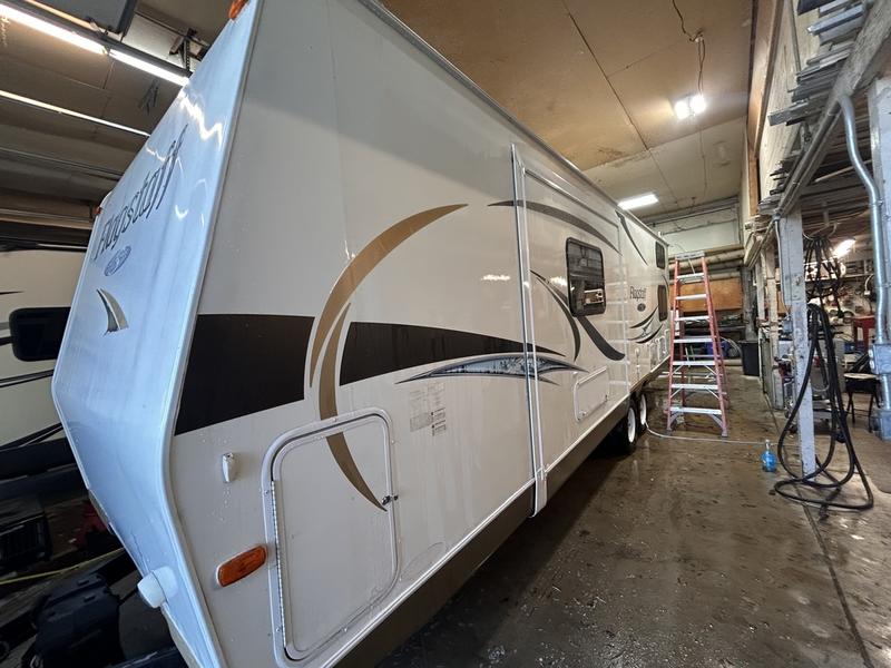 2012 Forest River Flagstaff Super Lite 26BHS - Image 4