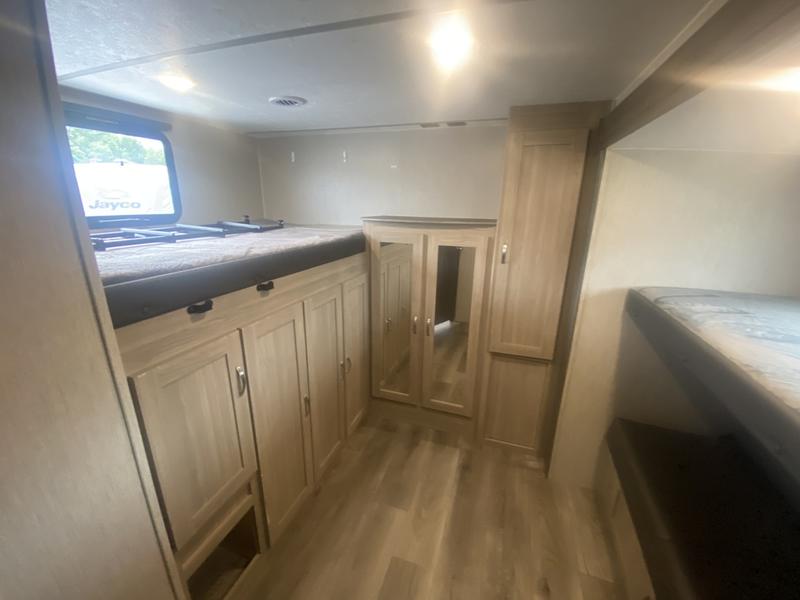 2021 Coachmen Freedom Express Liberty Edition 326BHDSLE - Image 8